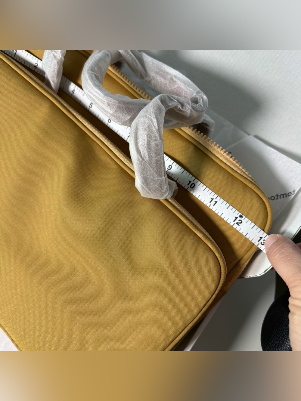 Tomtoc Mustard Yellow Laptop Briefcase - Slim Protective Unisex Bag - Picture 4 of 12